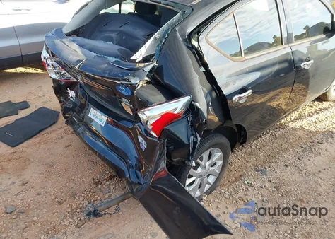 2018 Nissan Versa 1.6 Sv из США, поврежденный, VIN 3N1CN7AP6JL880390